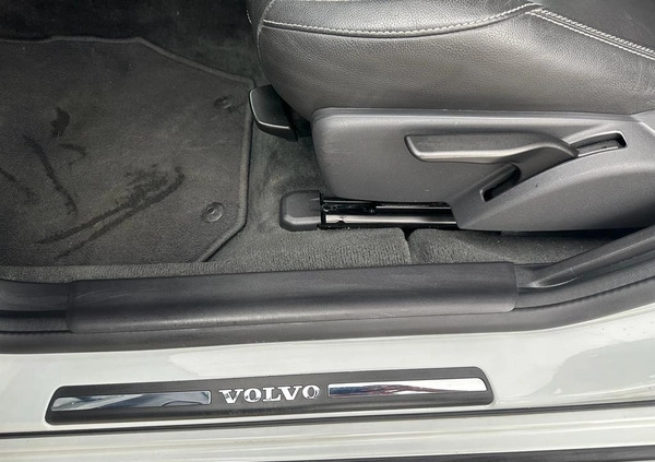 Volvo V60 cena 59800 przebieg: 182000, rok produkcji 2016 z Płock małe 781